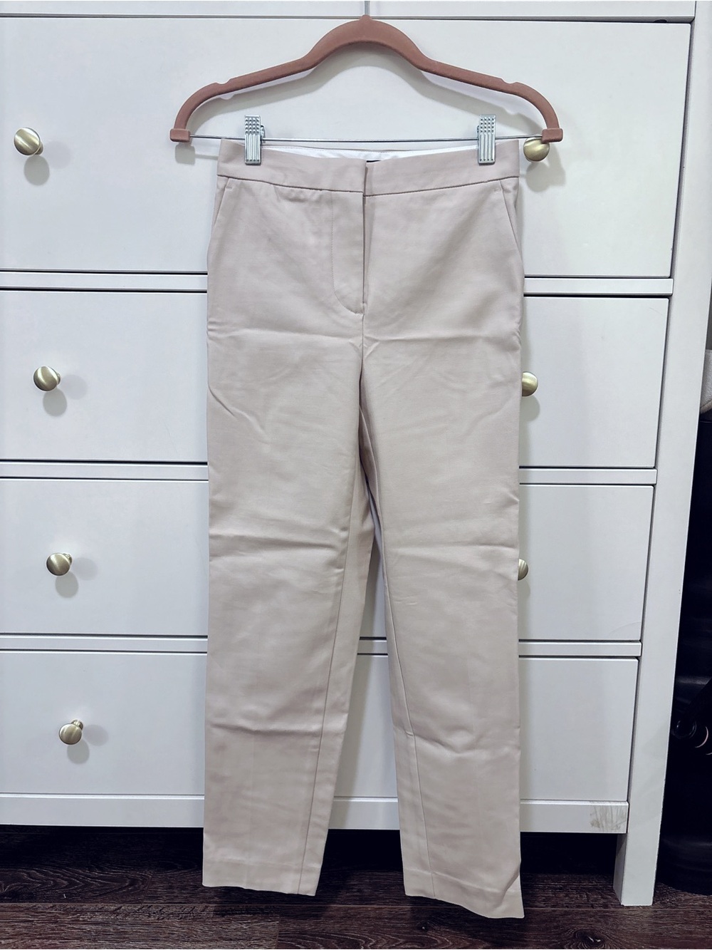 Ann Taylor The Ankle Pants in 00 petite (curvy fit, high rise) - Cream Beige